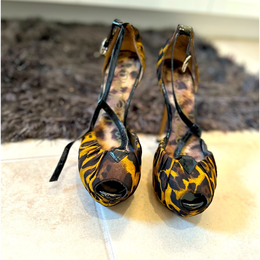 Leopard Sam Elderman Perp Toe